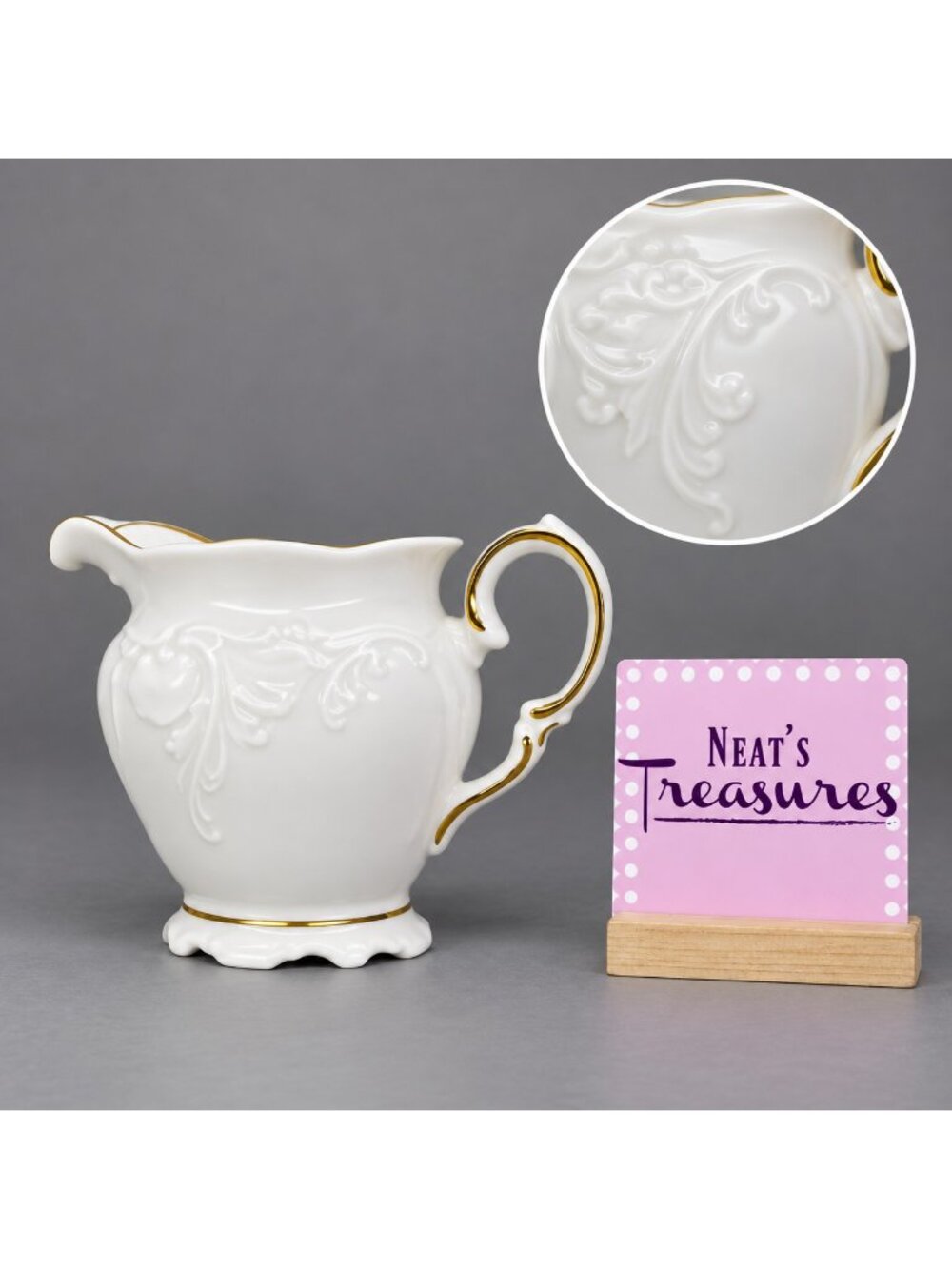 Wawel WAV23 White Gold Trim Verge Embossed  8oz Porcelain Creamer Pitcher Poland